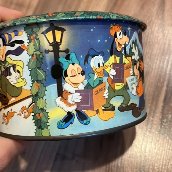 Vintage Merry Christmas Disney Mickey Mouse and Friends Candy Tin England - Picture 5 of 7